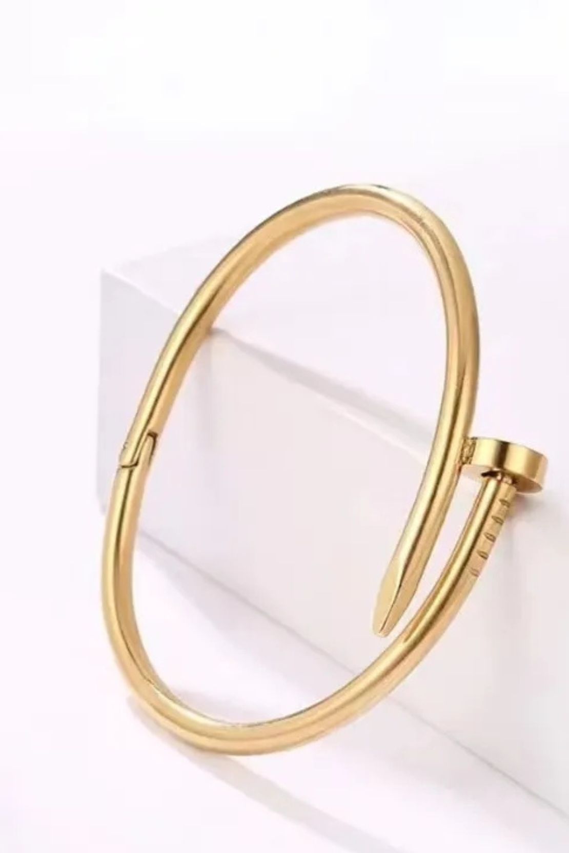 Nail Bracelet