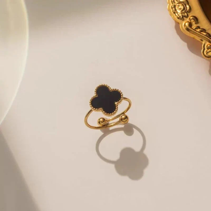 Dlove Ring