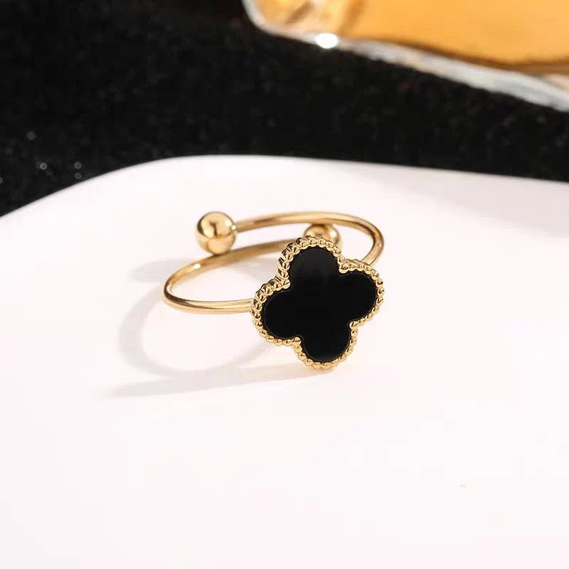 Dlove Ring
